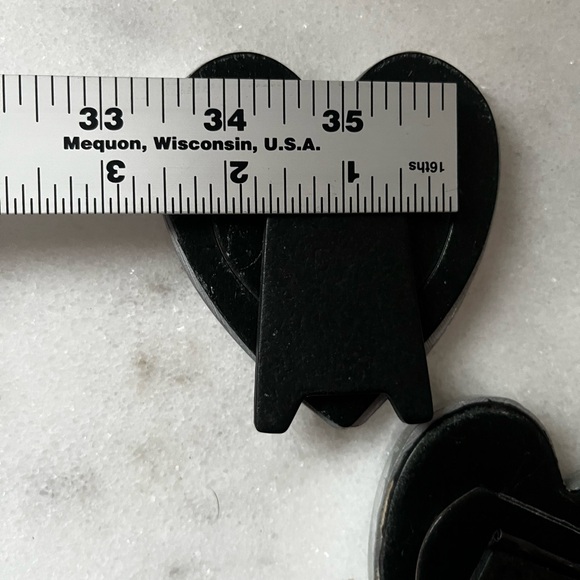 Silver Heart-Shaped Photo Frames set of 2 miniature - Picture 8 of 11